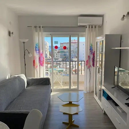 ¡playa Torrecilla, A Un Paso Del Centro Peatonal! Apartment Nerja