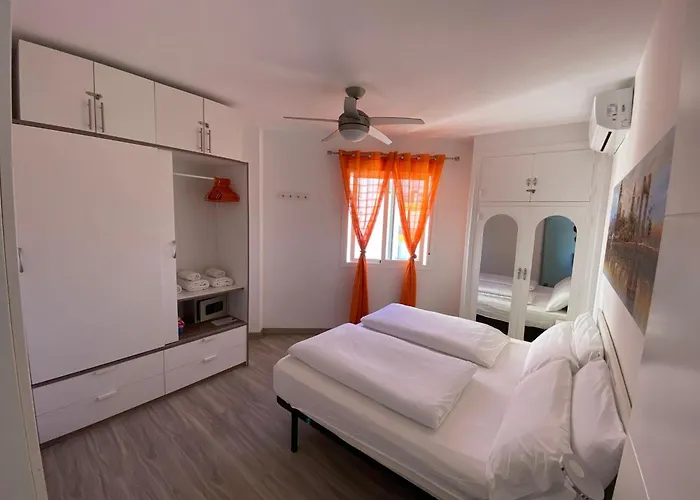 ¡playa Torrecilla, A Un Paso Del Centro Peatonal! Apartment Nerja
